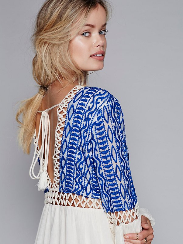 Bohemian Folk Embroidered Big Red Tracing Dress