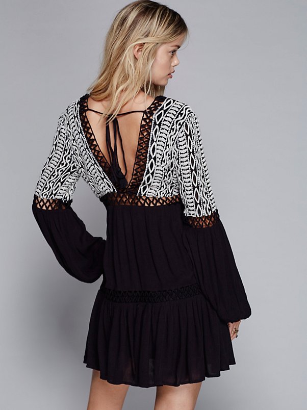 Bohemian Folk Embroidered Big Red Tracing Dress