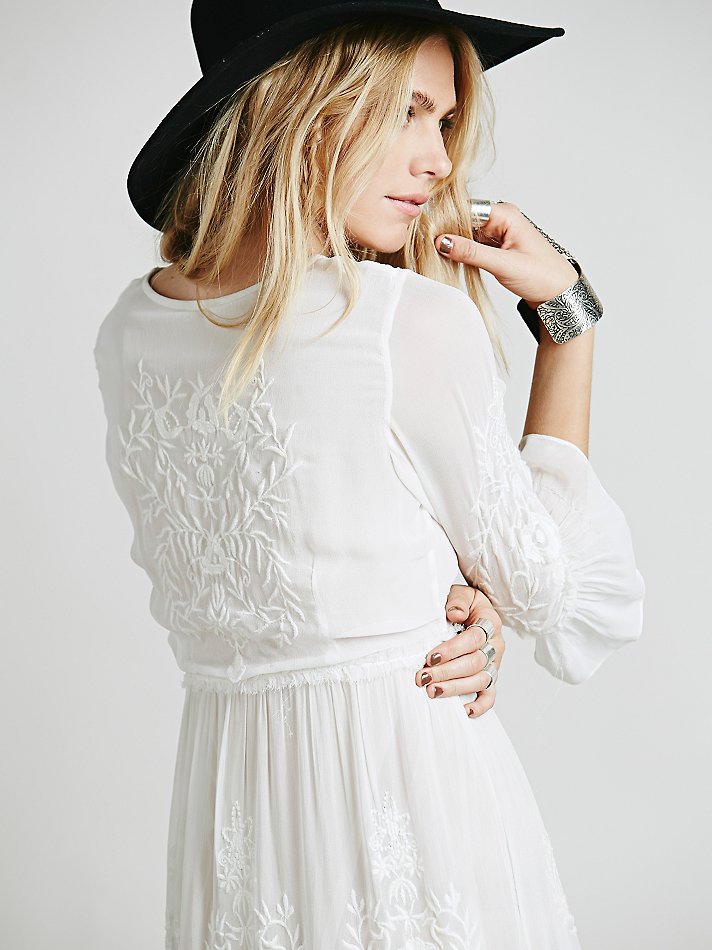 Elegant Bohemian Embroidered Long Dress