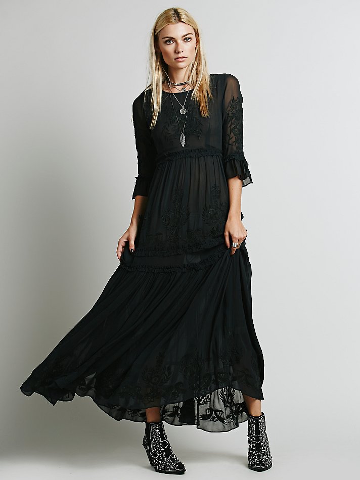 Elegant Bohemian Embroidered Long Dress
