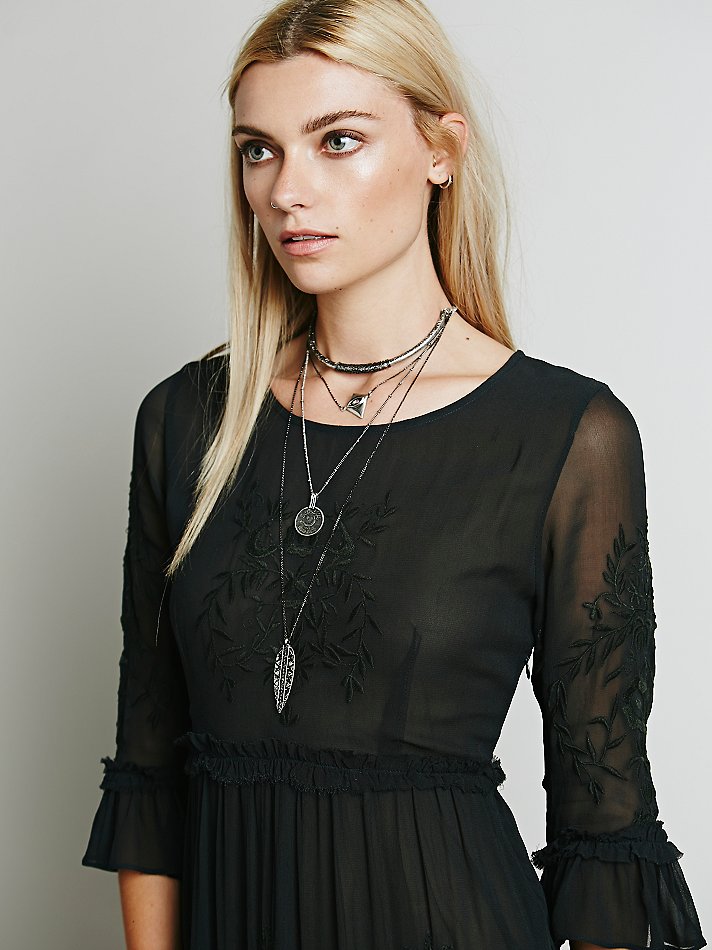 Elegant Bohemian Embroidered Long Dress