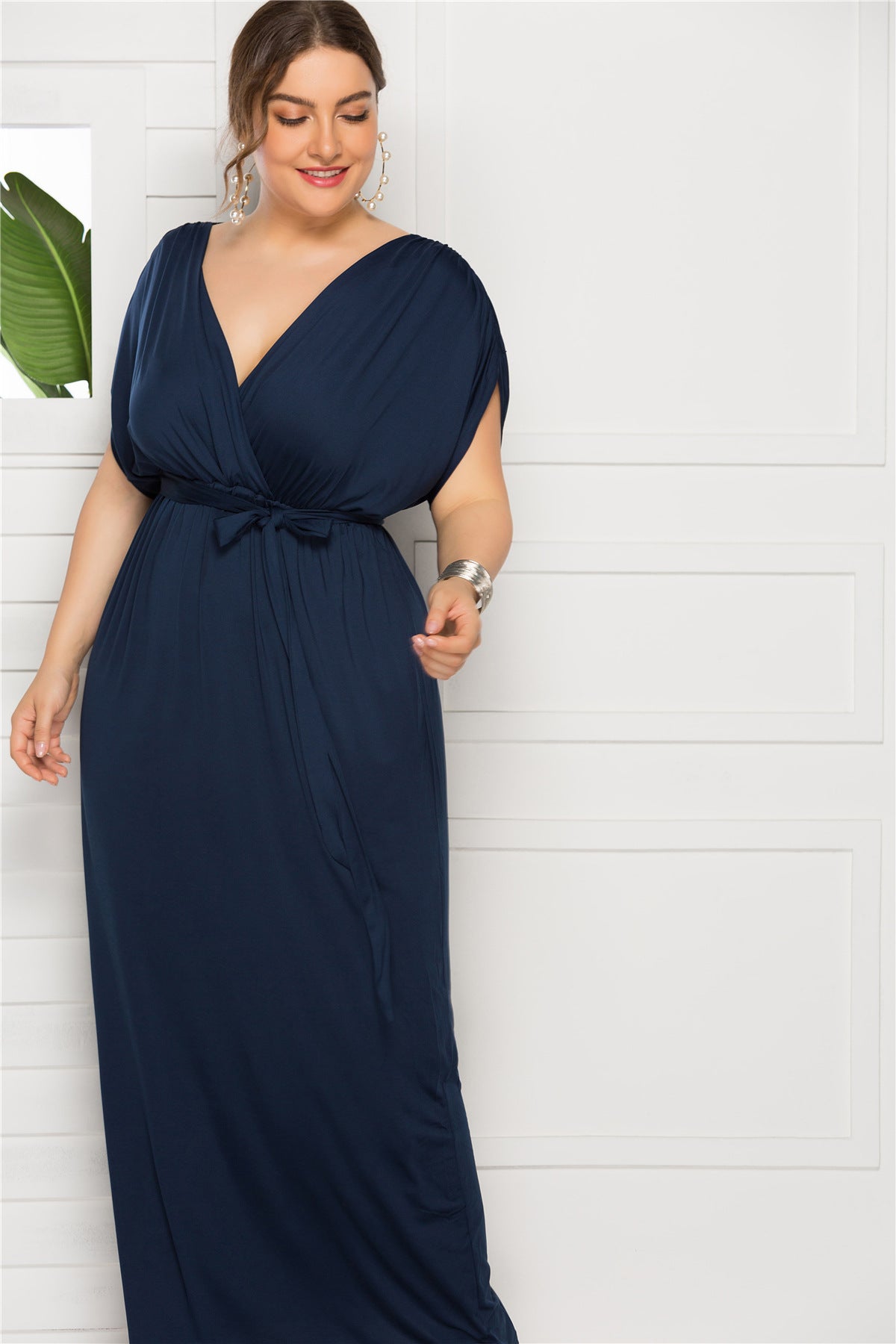 Oona Curvy Dress