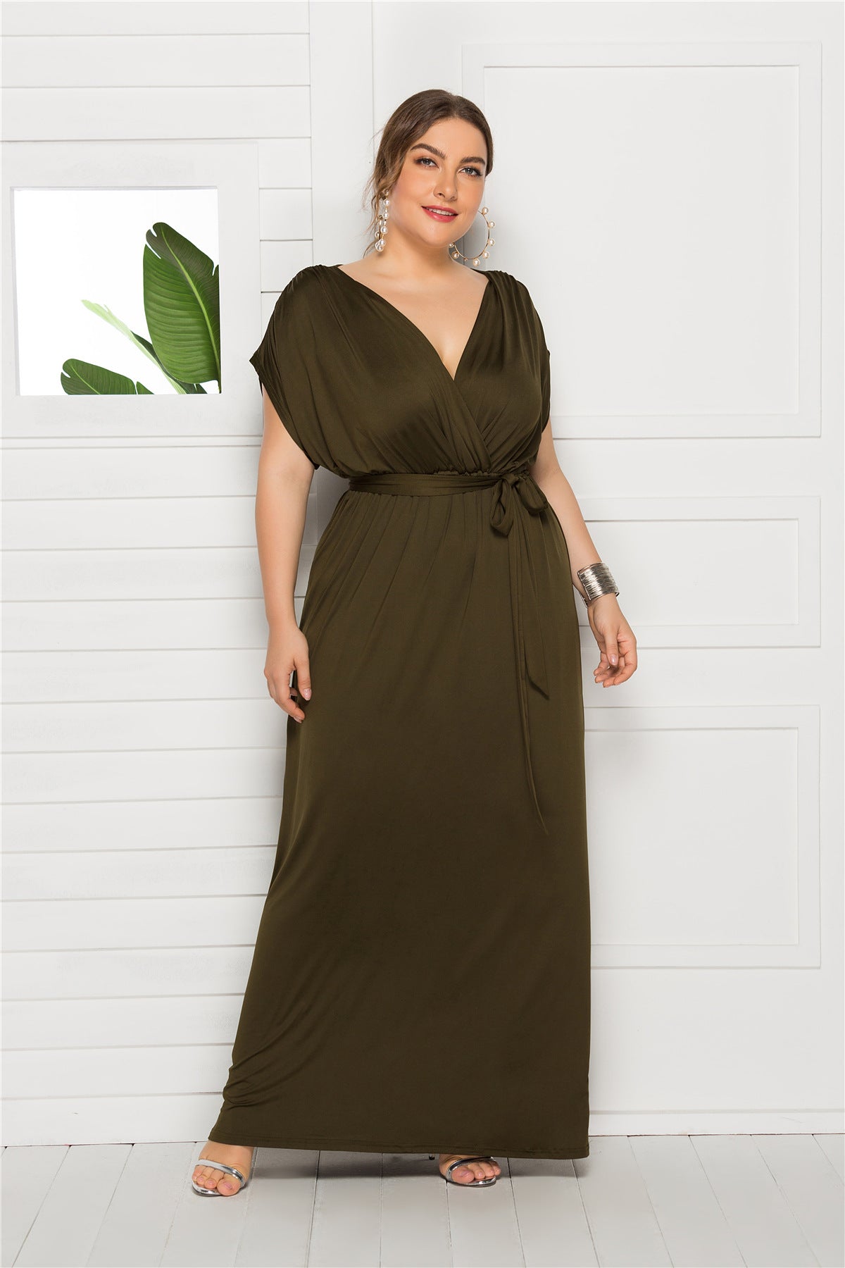 Oona Curvy Dress