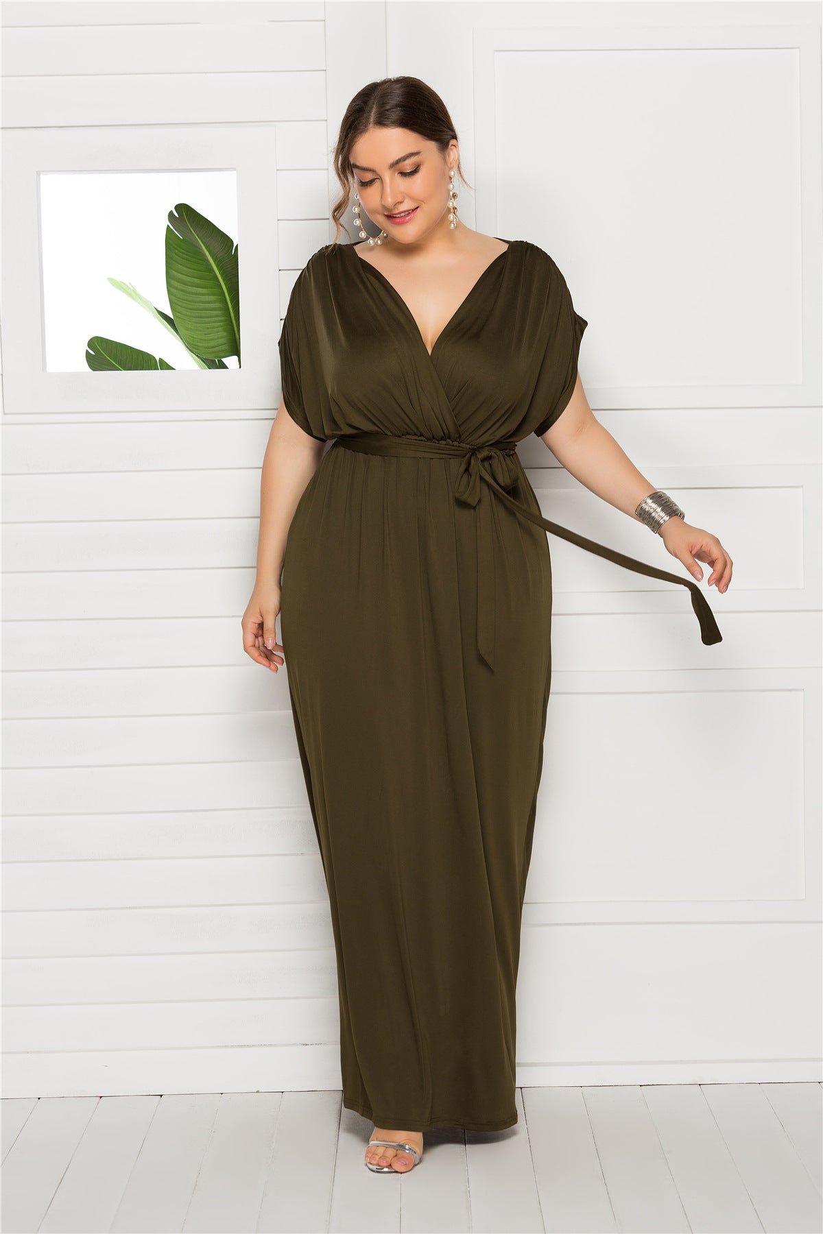 Oona Curvy Dress