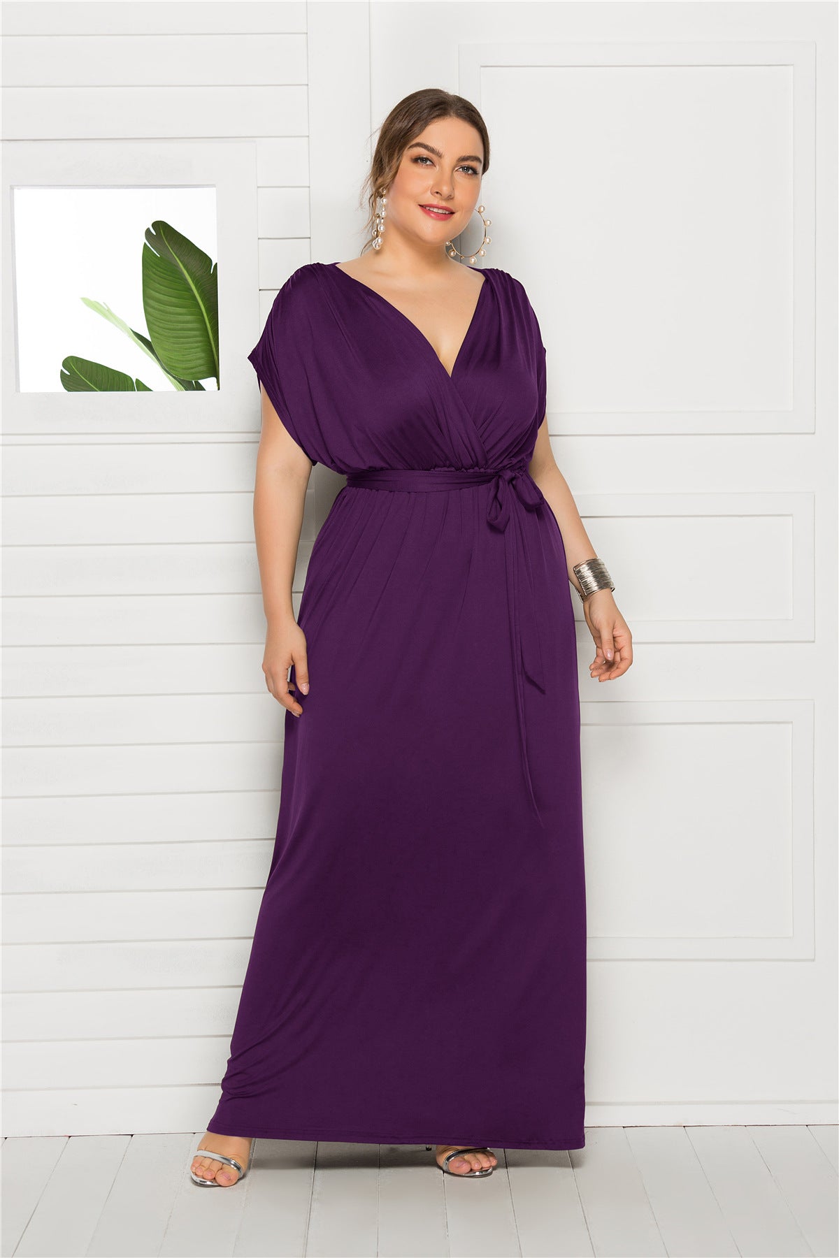 Oona Curvy Dress