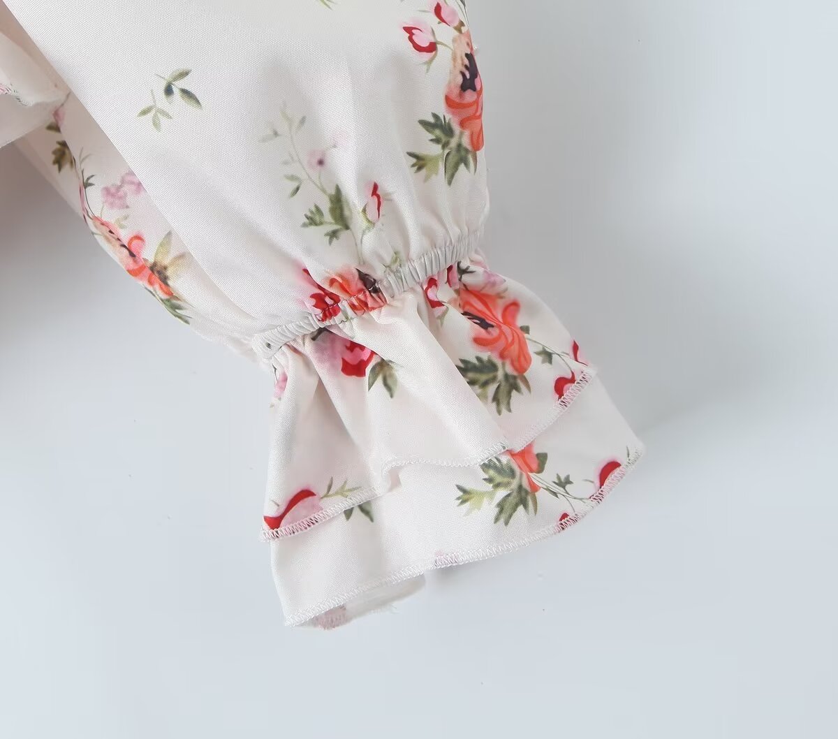 Romantic Smocking Floral Blouse