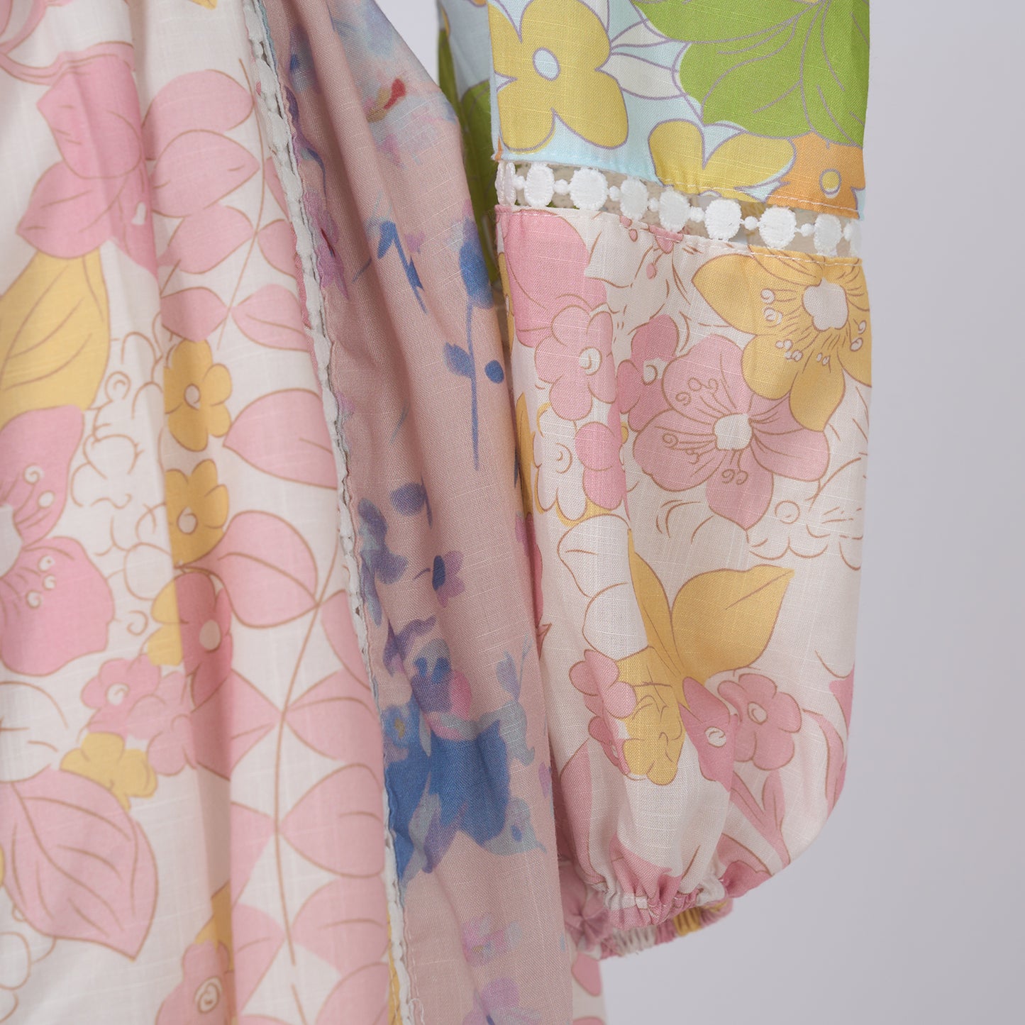 Vacation Style V-neck Lantern Sleeve Vintage Dress