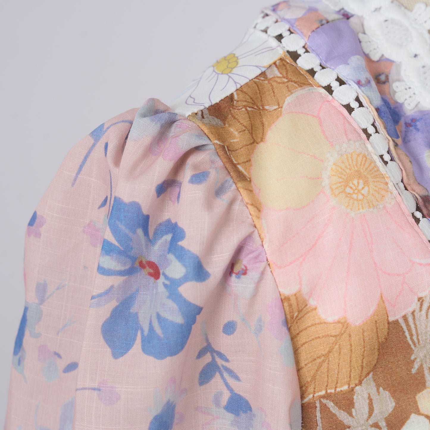 Vacation Style V-neck Lantern Sleeve Vintage Dress