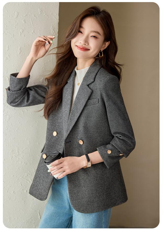Woolen Mid Length Blazer