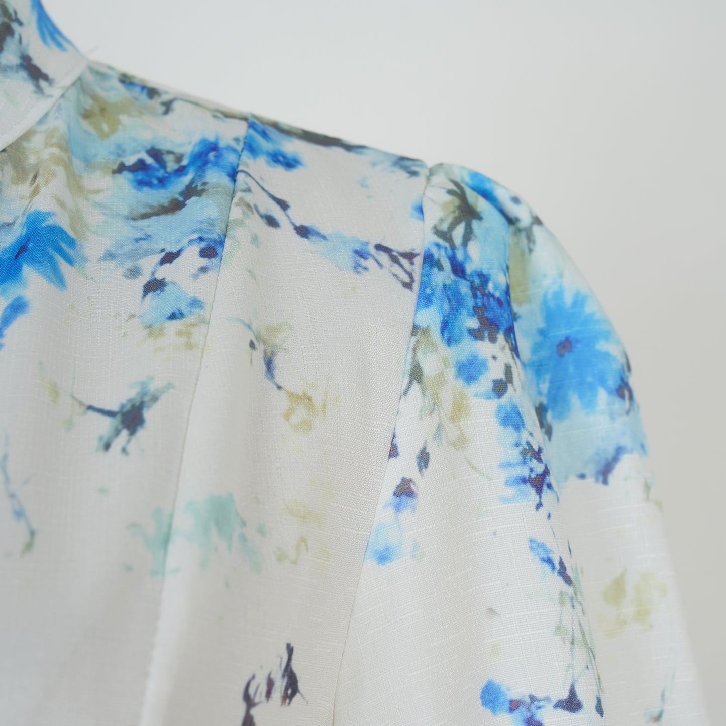 Bubble Long Sleeved Print Blue Flower Dress w/ Belt