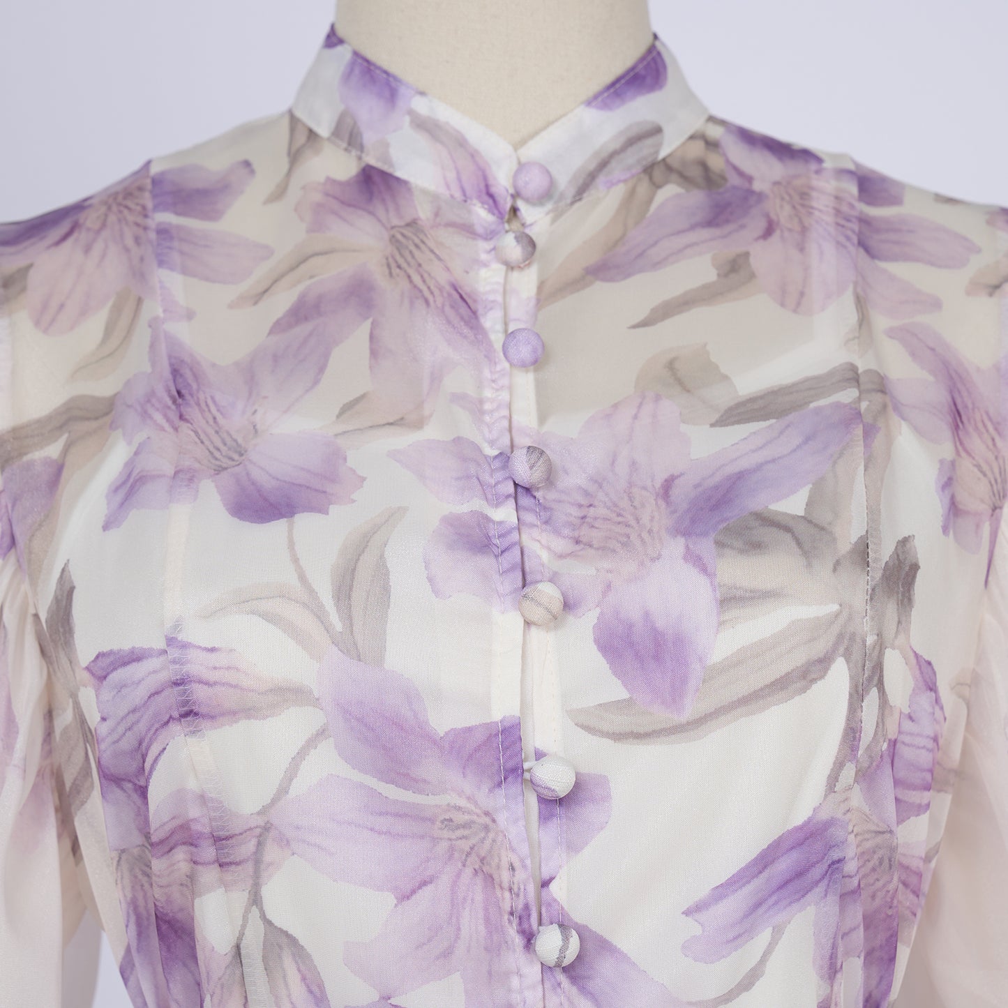 Elegant Short Sleeved Long Dress With Printed Pattern