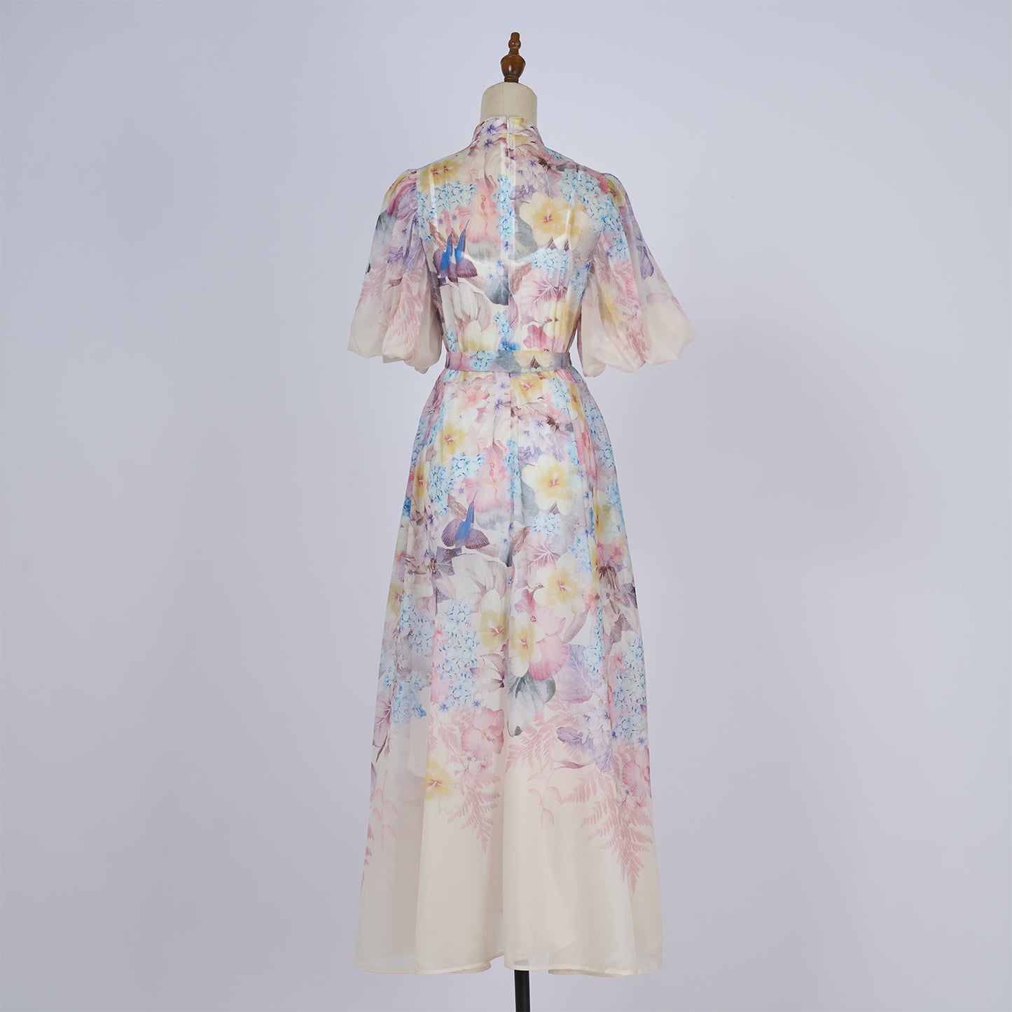 Lady Elegant Short Sleeved Dress