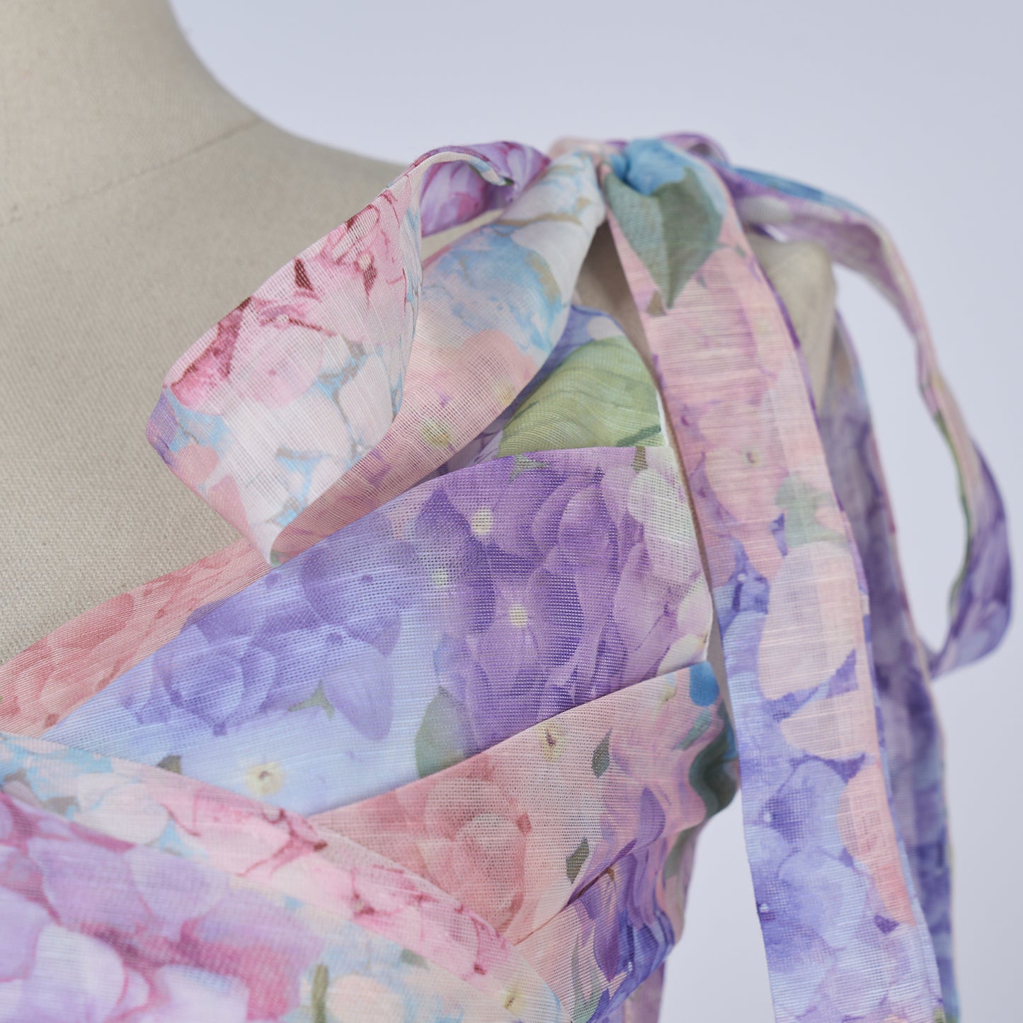 Lady Sweet Bow Tie Strap Dress In Mid Length