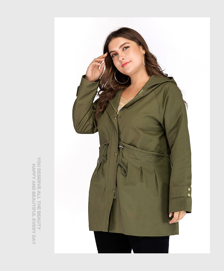 Abrigo anorak verde militar adelgazante con cintura media