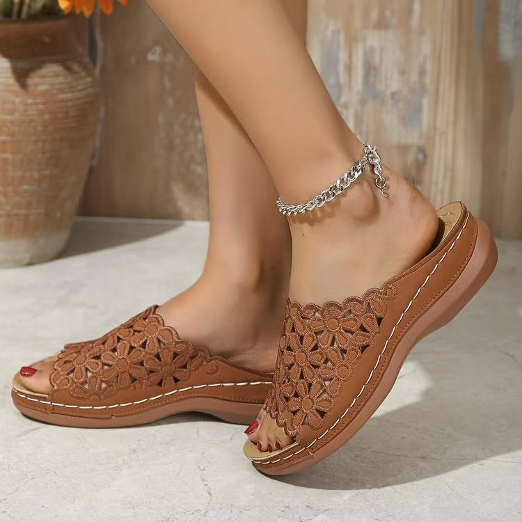 Simple Floral Cutout Lightweight Beach Sandals