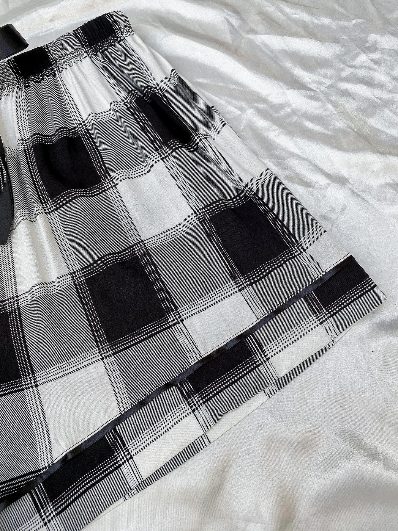 Plus Size Plaid Drawstring Shorts