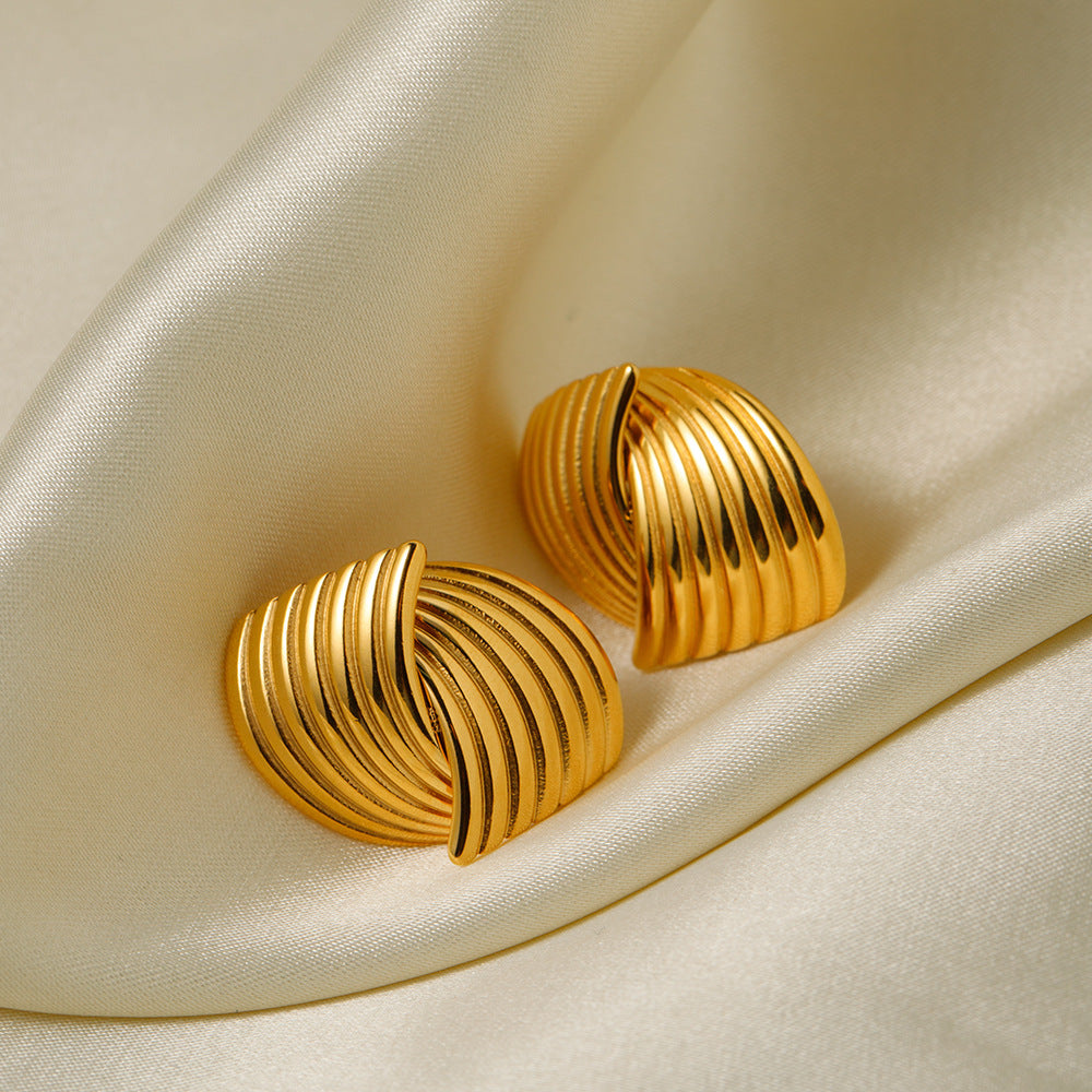Striped Texture Staggered Studs