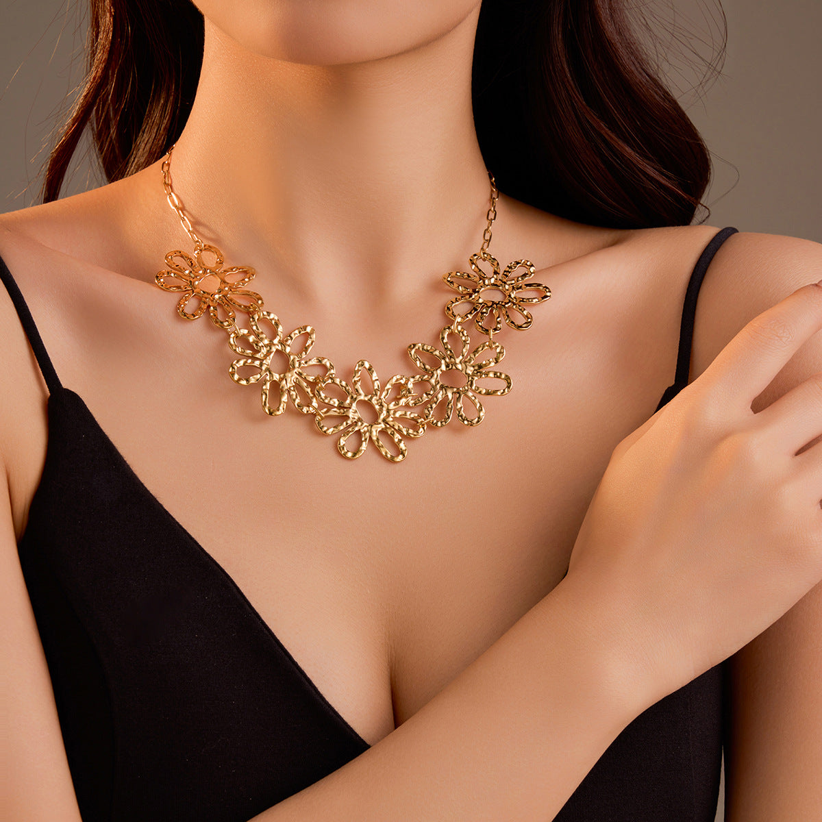 Petals Necklace