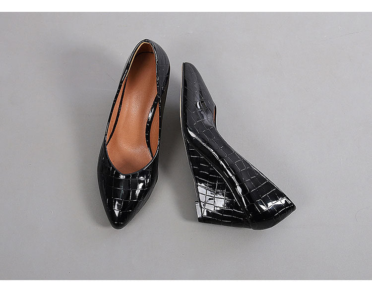 Pointed Work Wedges