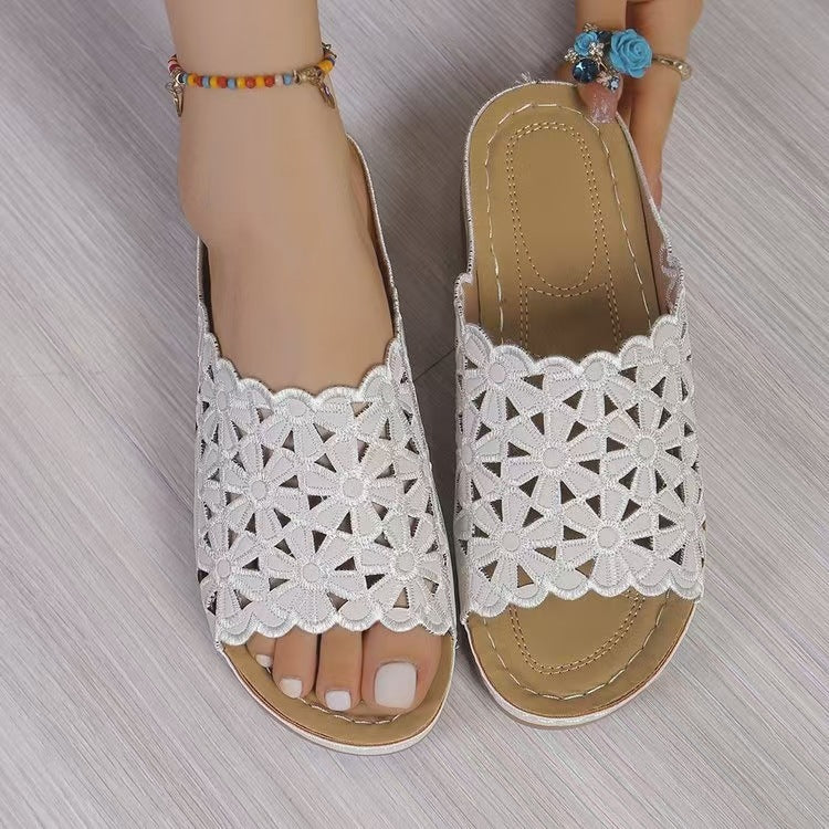 Simple Floral Cutout Lightweight Beach Sandals