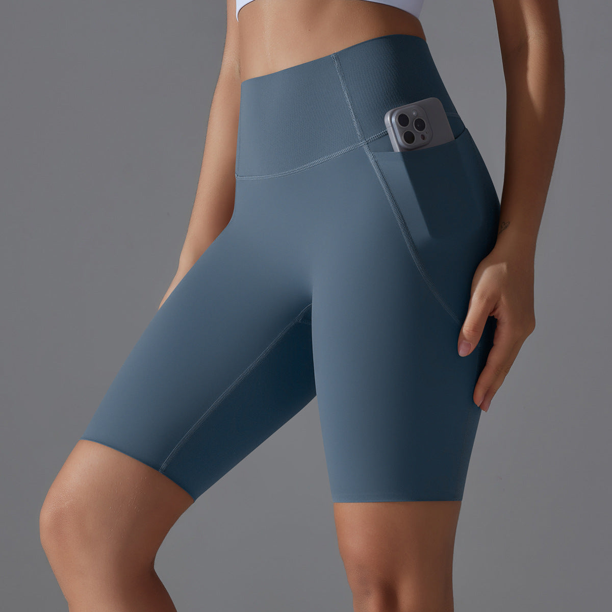 Seamless Side Pocket Shorts