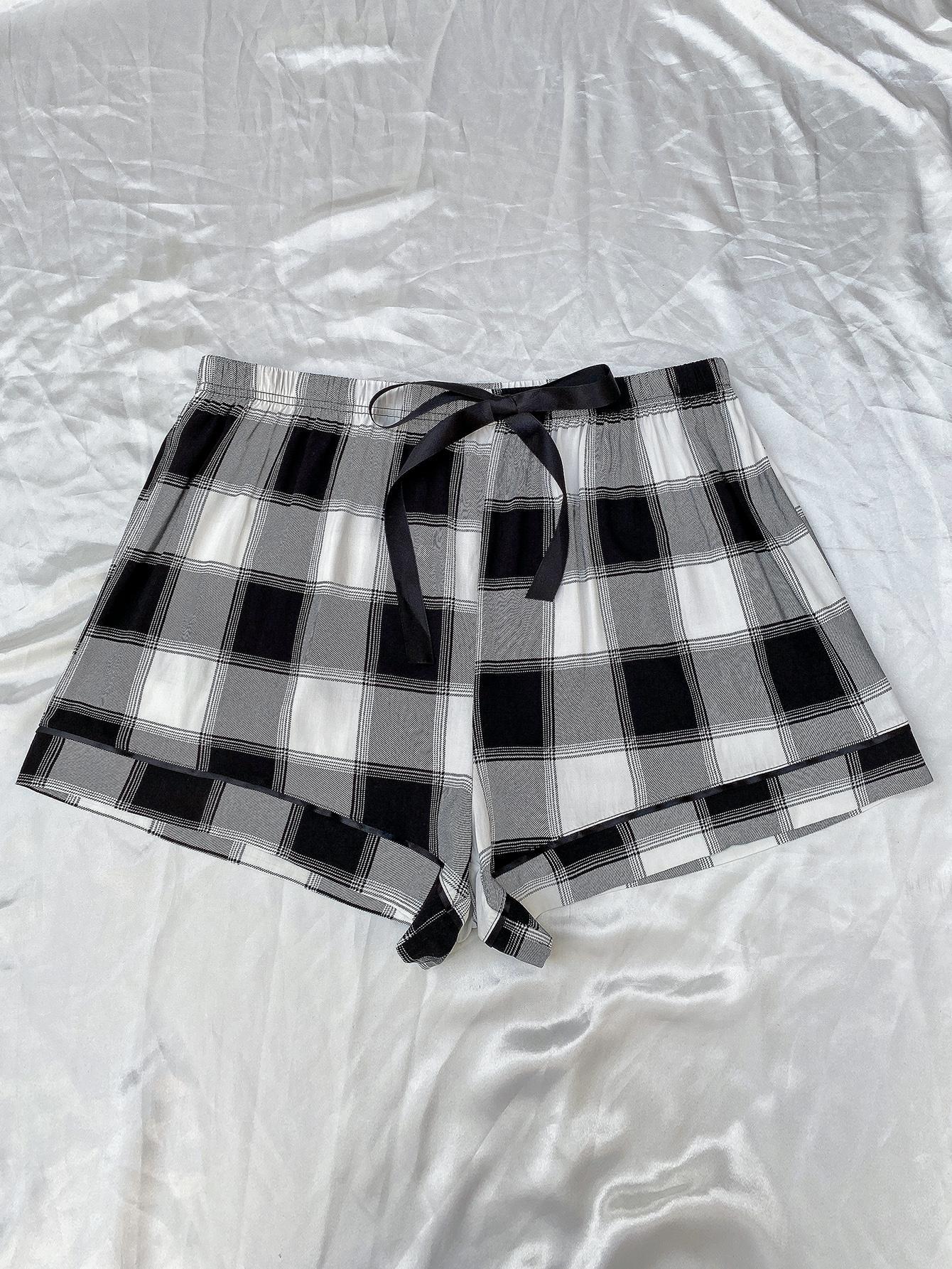 Plus Size Plaid Drawstring Shorts