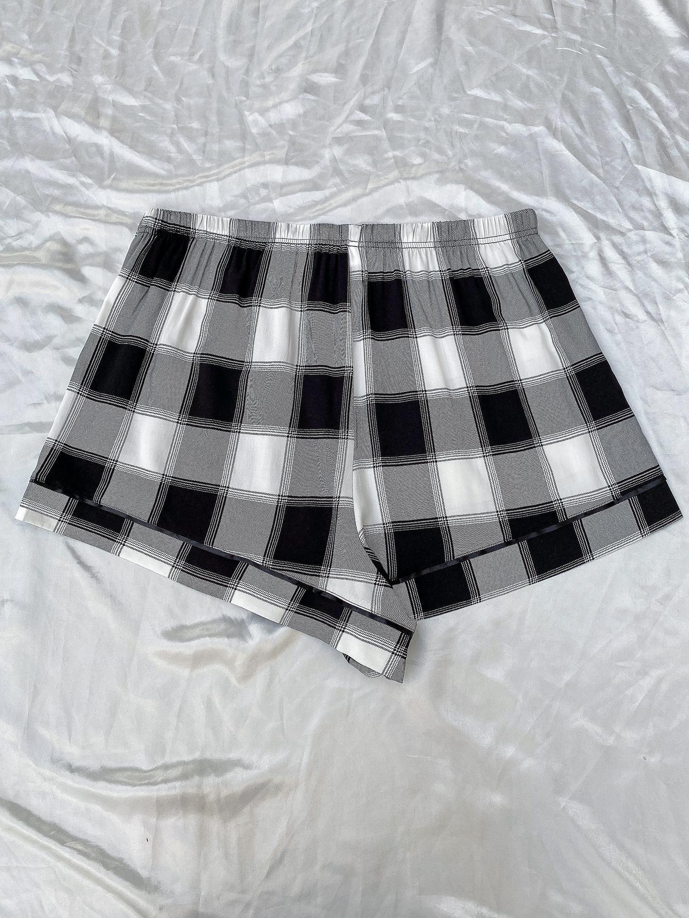 Plus Size Plaid Drawstring Shorts
