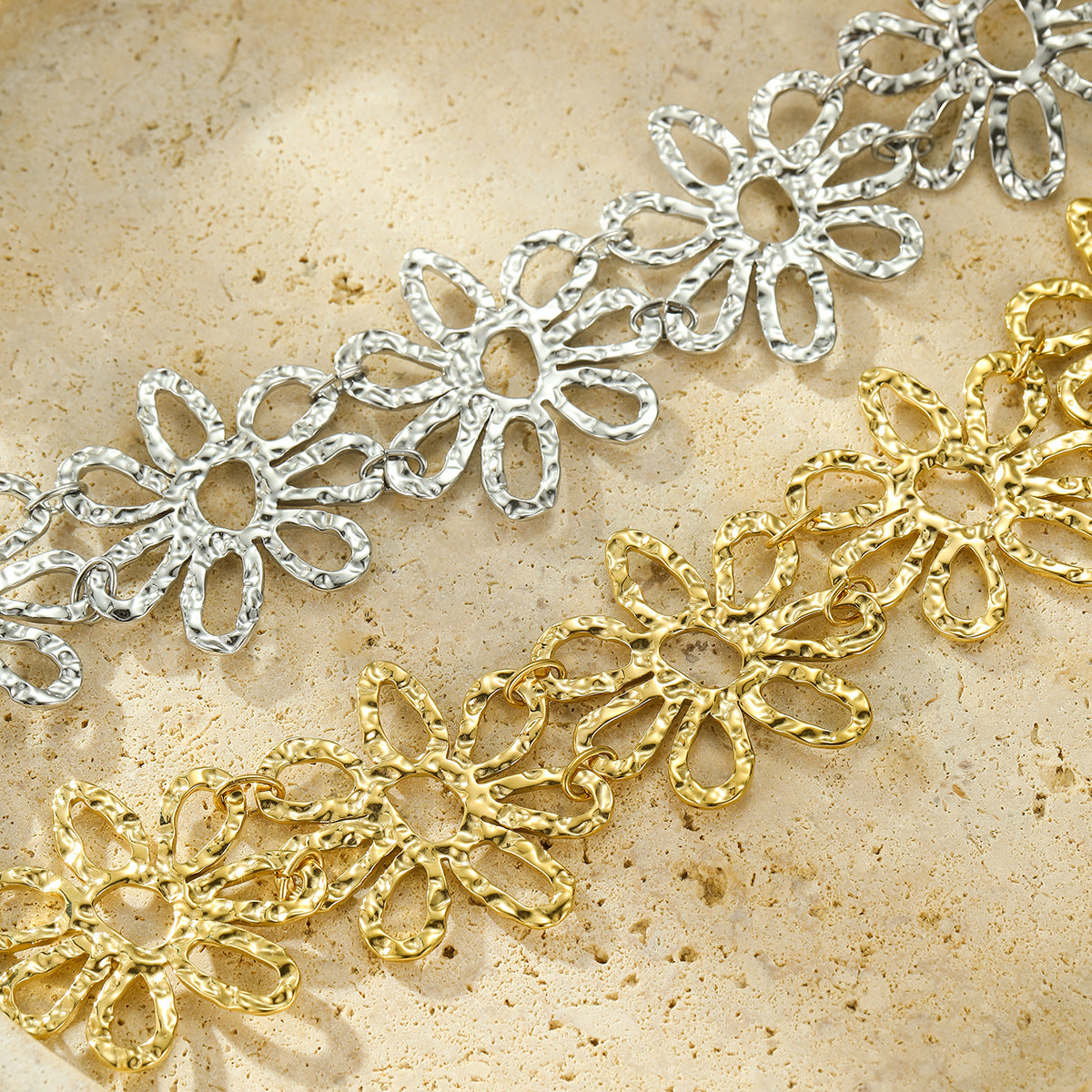 Petals Necklace