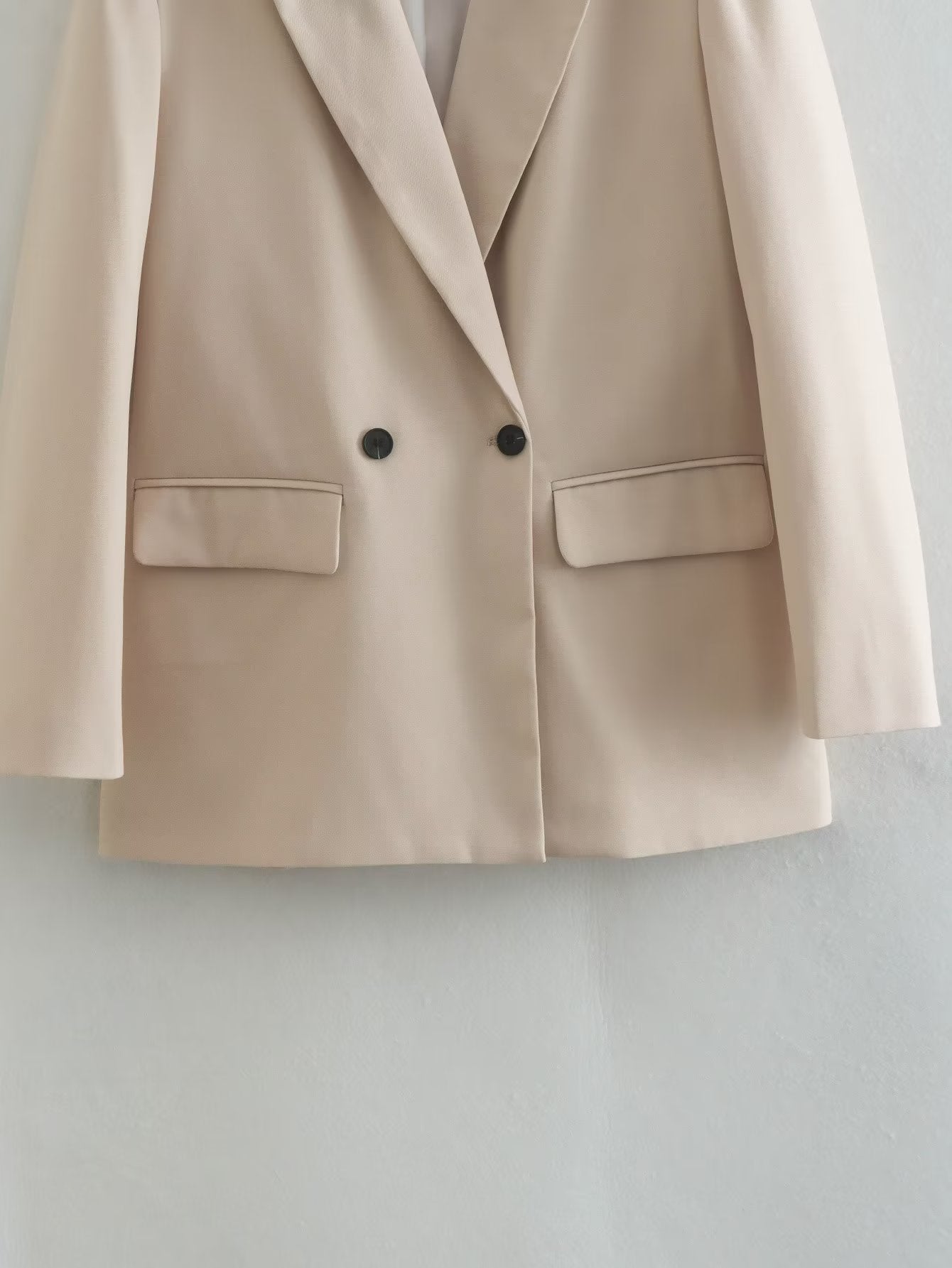 Loose Double-Breasted Blazer
