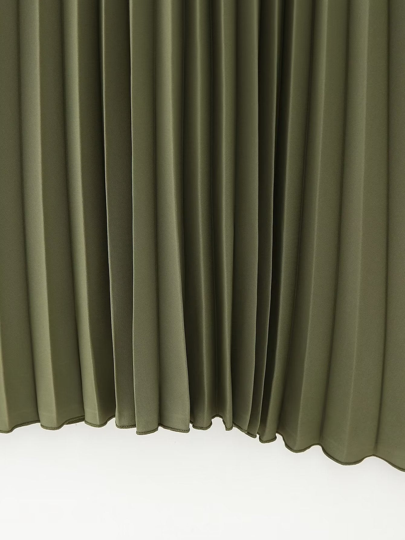 Green Belt Pleated Dress