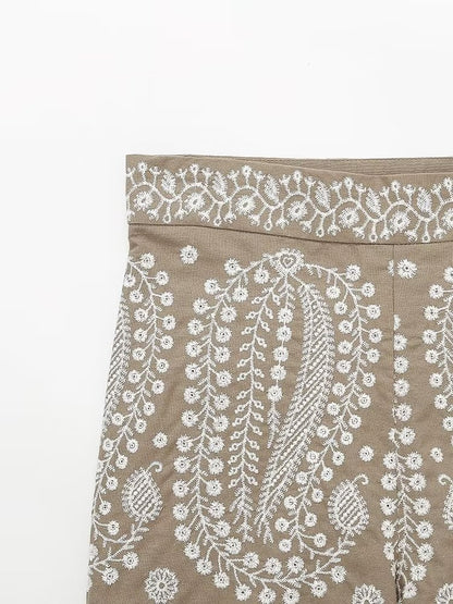 Summer Women Clothing Street Casual Linen Embroidery Shorts