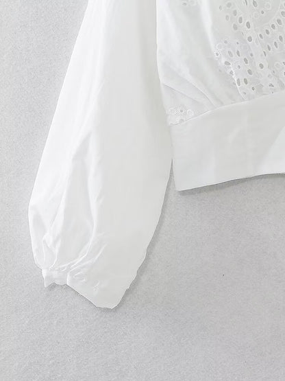 Lace V-neck Embroidery Short Blouse