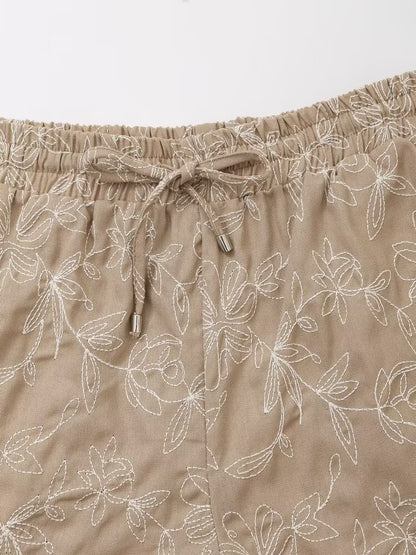 Embroidered Casual Khaki Shorts
