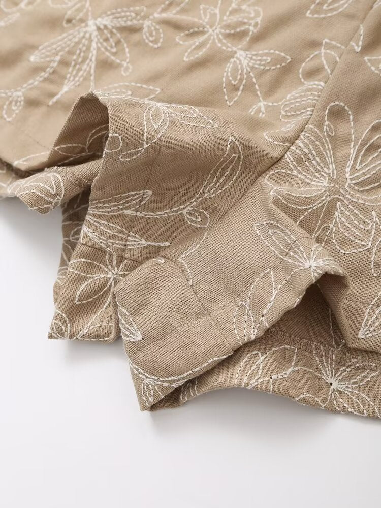 Embroidered Casual Khaki Shorts