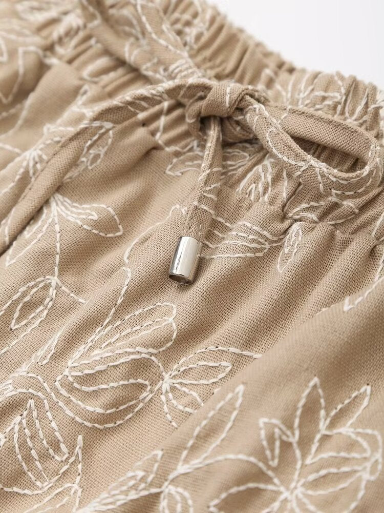 Embroidered Casual Khaki Shorts