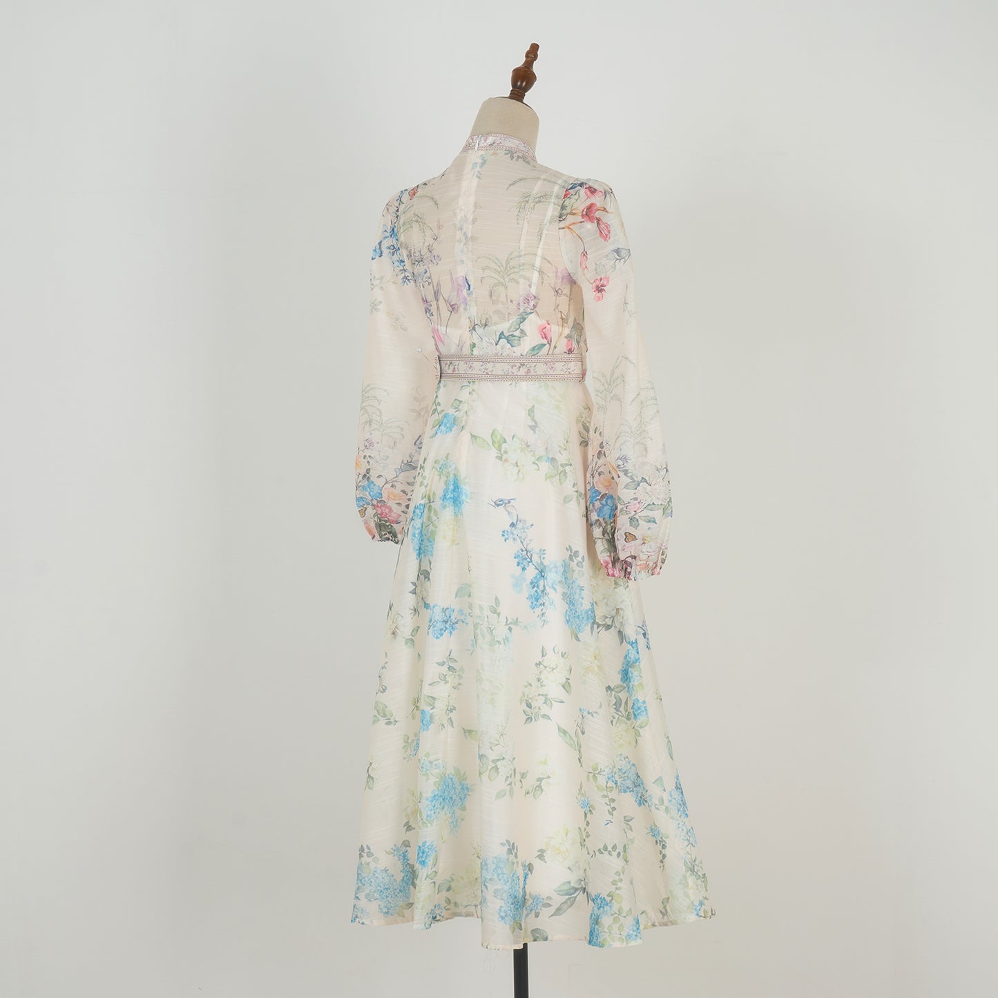 Graceful Stand-Up Collar Lantern Sleeve Dress w/ Belt