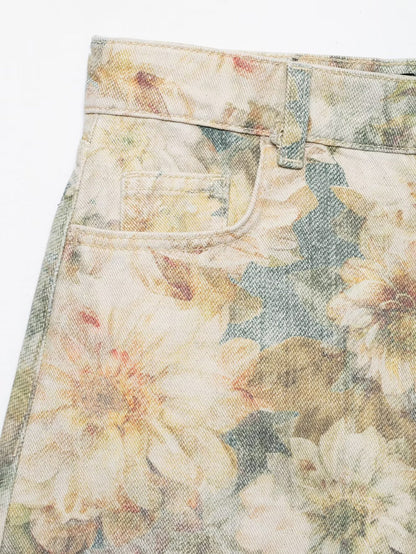 Slim Floral Printed Mid Waist Shorts