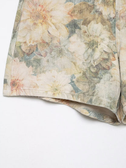 Slim Floral Printed Mid Waist Shorts