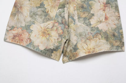 Slim Floral Printed Mid Waist Shorts