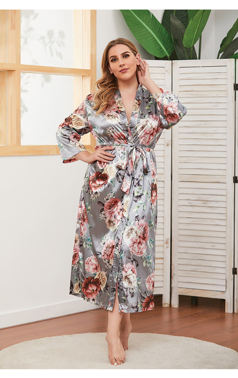Curvy Smooth Floral Robe