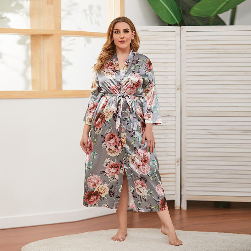 Curvy Smooth Floral Robe
