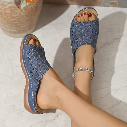 Simple Floral Cutout Lightweight Beach Sandals