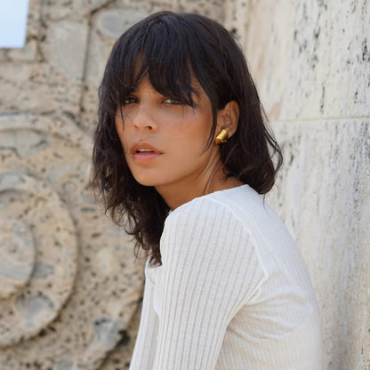 Striped Texture Staggered Studs