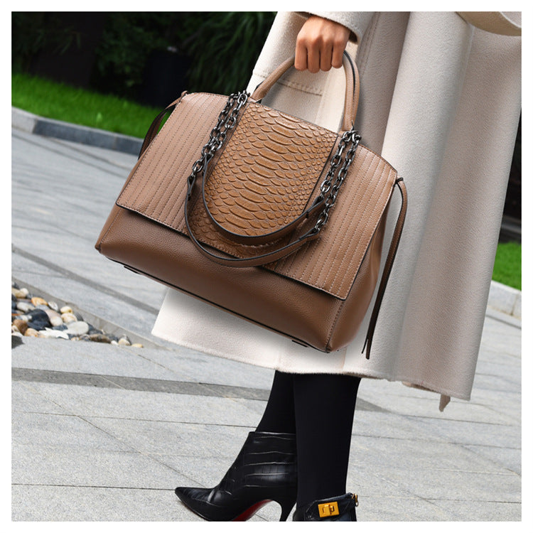 Heron Cay Tote Bag
