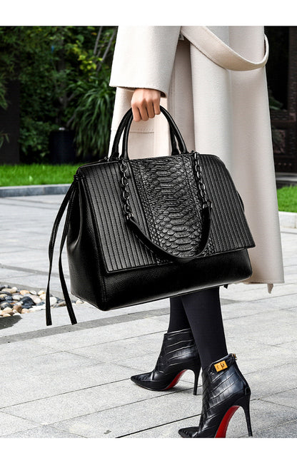 Heron Cay Tote Bag