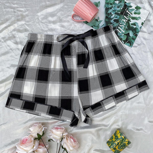 Plus Size Plaid Drawstring Shorts