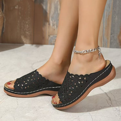 Simple Floral Cutout Lightweight Beach Sandals