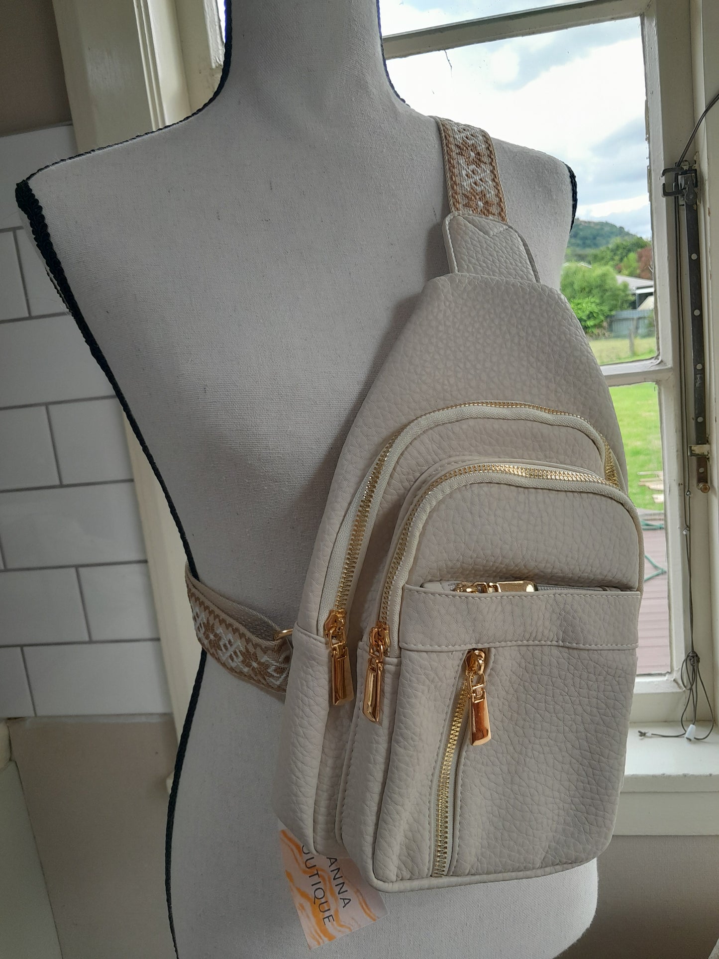 Ivory Crossbody bag